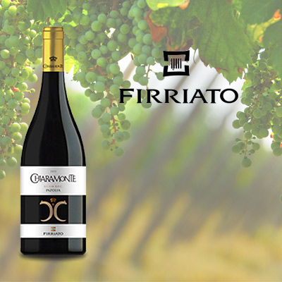 E’ un’interessante e ben riuscita interpretazione dell’Ansonica (Inzolia) vinificata in purezza. Varietà importante e diffusa particolarmente nella Sicilia occidentale. Accattivante il colore, un bel dorato dai riflessi verdognoli, fine e delicato il profumo, con in evidenza tipiche note floreali di acacia, ginestra e fiori di zagara, impreziosite di nuance minerali. Nel palato è fresco e sapido, di buona struttura, con una venatura lieve e molto piacevole di mandorla tenera. Un vino vitale e appagante di grande versatilità. La fertilità della Tenuta Dagala Borromeo ancora una volta ha restituito all’uomo il dono prezioso per aver costantemente dato amore e dedizione alla sua terra.